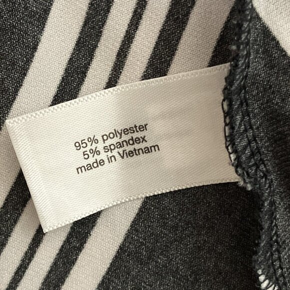 Lane Bryant 22/24 Black White Striped Stretch Knit‎ Faux Wrap Top Blouse Plus 2X - Picture 5 of 5